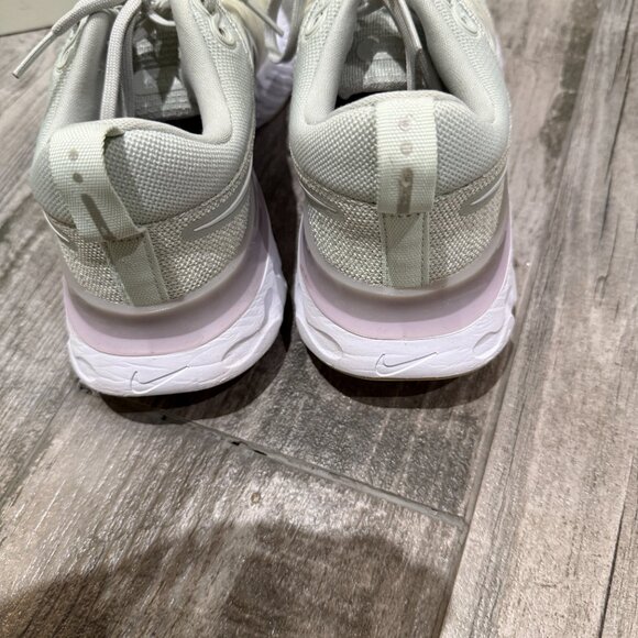 Nike Womens React Infinity Run Flyknit 2 CT2324-005 US Size 8 - Picture 5 of 10